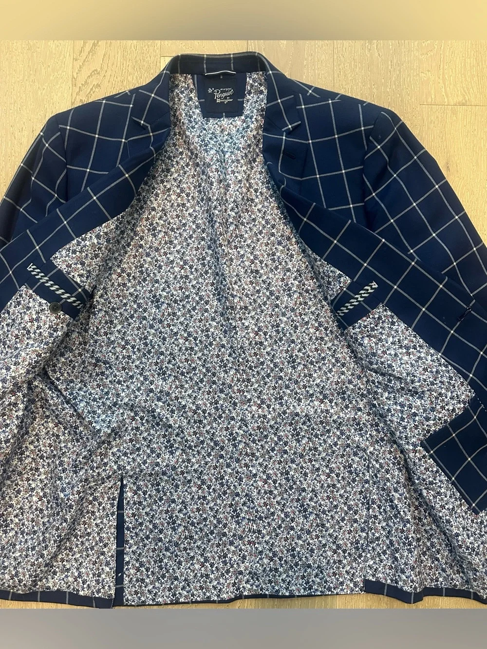 Penguin by Munsingwear Mens Navy Windowpane Sport Coat Blazer - Classic Fit 44R